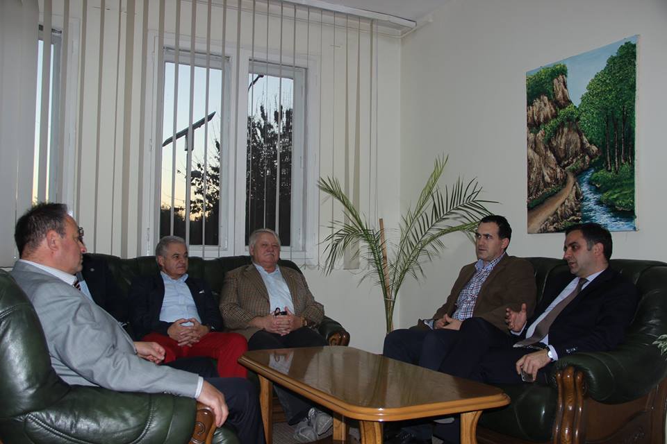 Read more about the article Një delegacioni Austriak, vizitoi Komunën e Podujevës dhe Obiliqit