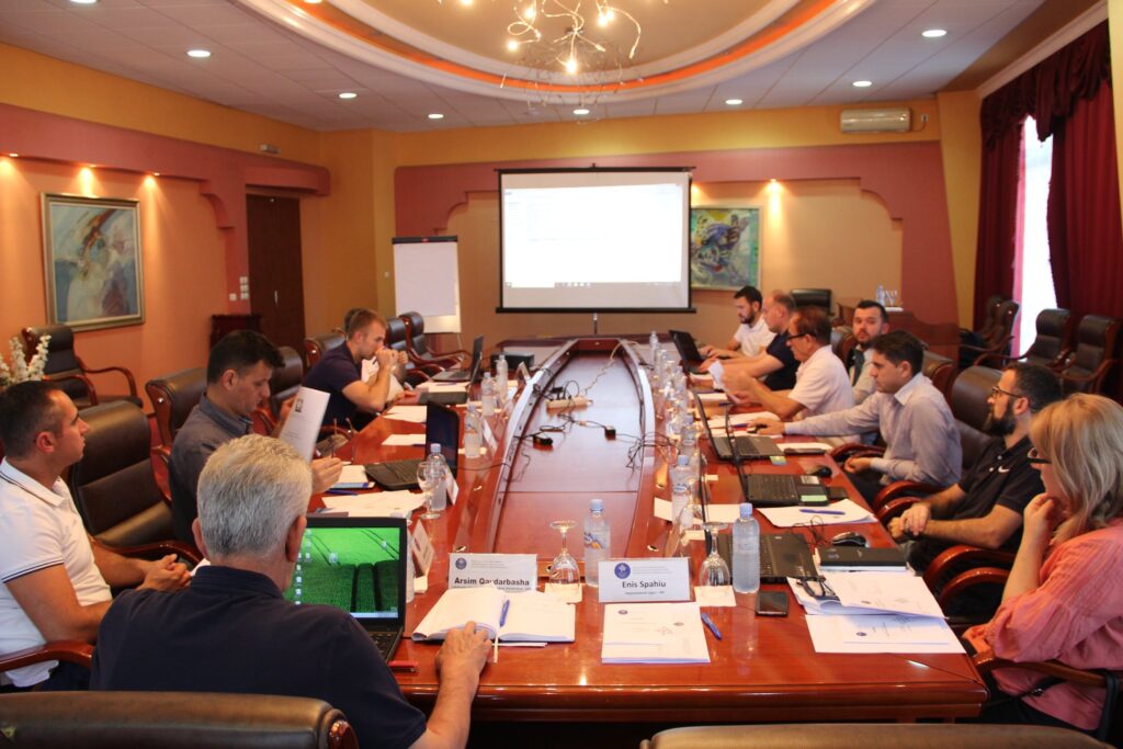 Në vazhdën e mbështetjes për procesin e draftimit të koncept-dokumentit për Financat e Pushtetit Lokal, Instituti Kosovar për Qeverisje Lokale ka organizuar punëtori katër ditore me grupin punues.